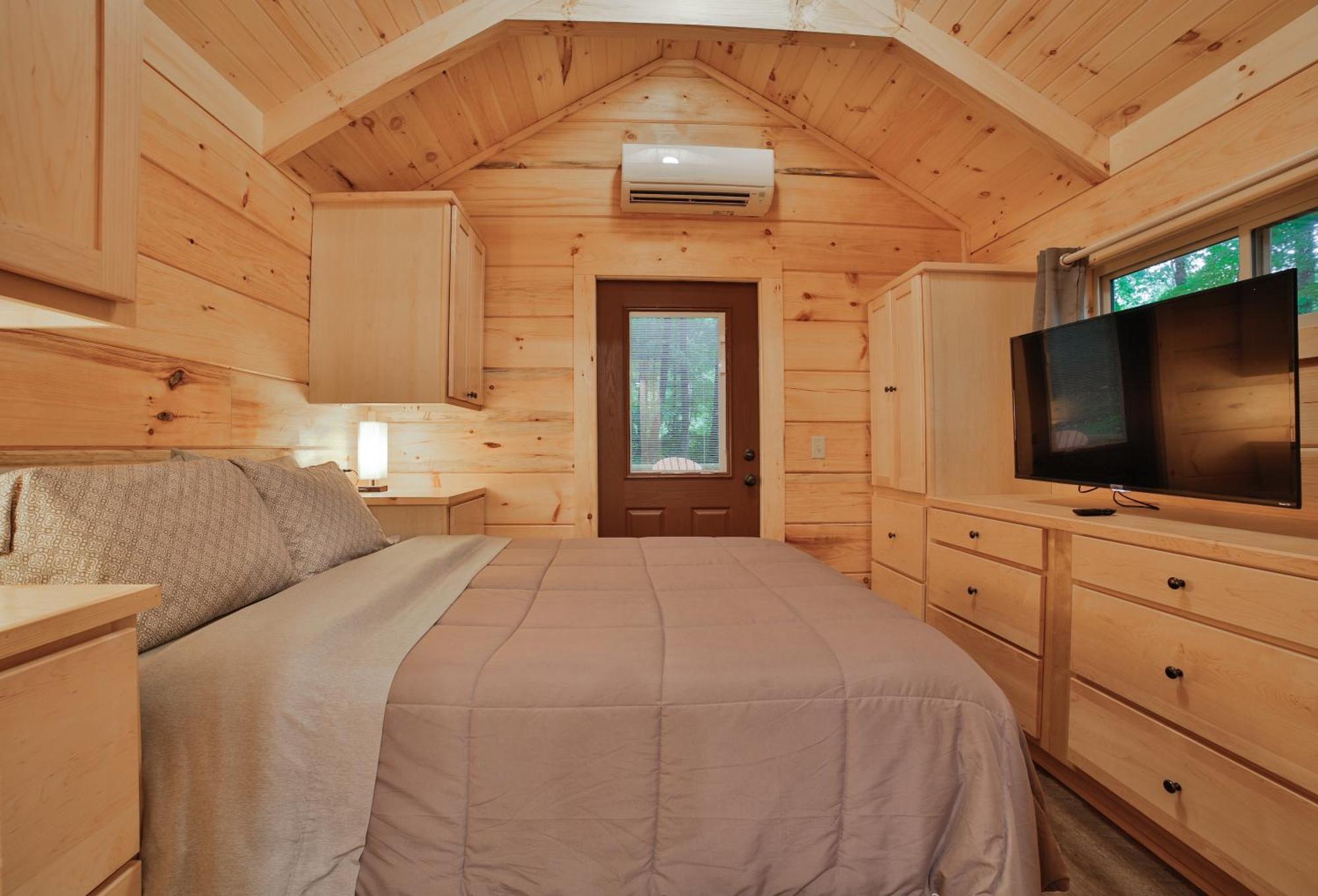 River Cabin Hot Tub & Swim Spa Near Downtown ชัททานูกา ภายนอก รูปภาพ