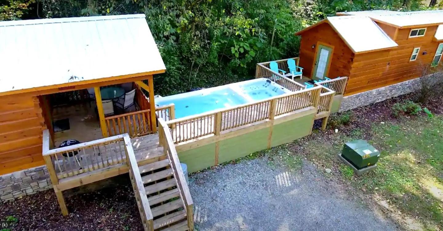 River Cabin Hot Tub & Swim Spa Near Downtown ชัททานูกา ภายนอก รูปภาพ